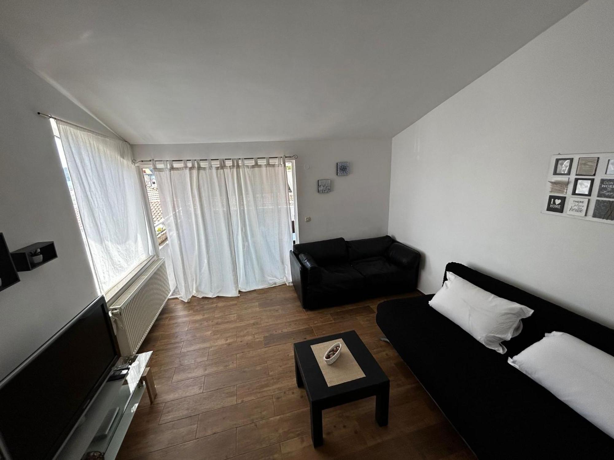 Apartments Petrovic بيروفاتش المظهر الخارجي الصورة
