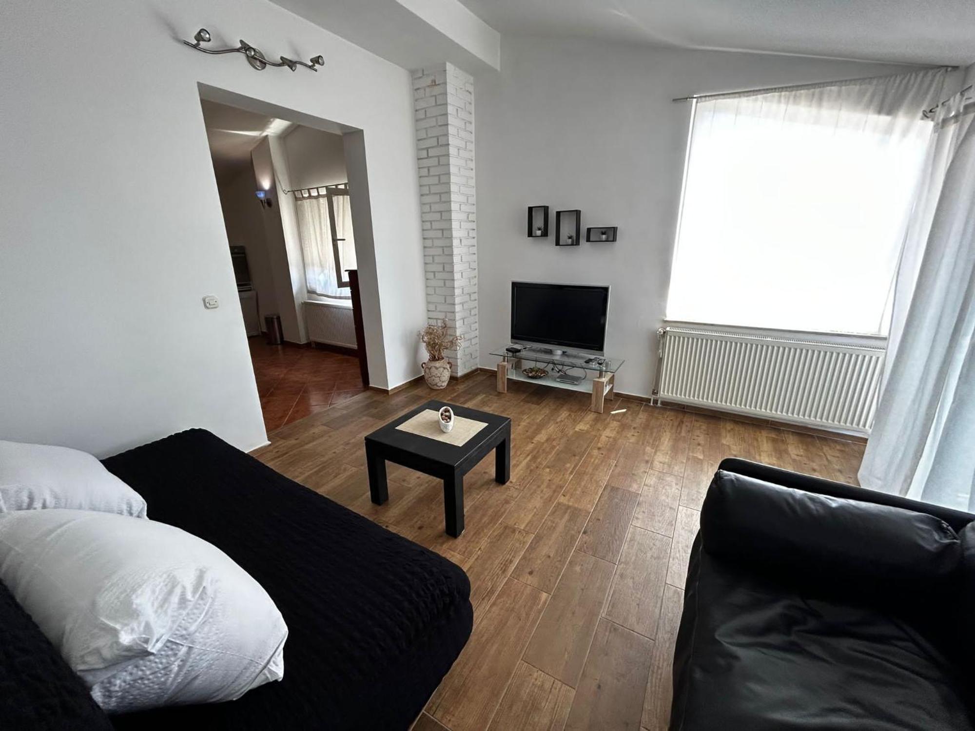 Apartments Petrovic بيروفاتش المظهر الخارجي الصورة